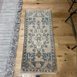 New Authentic Turkish Runner